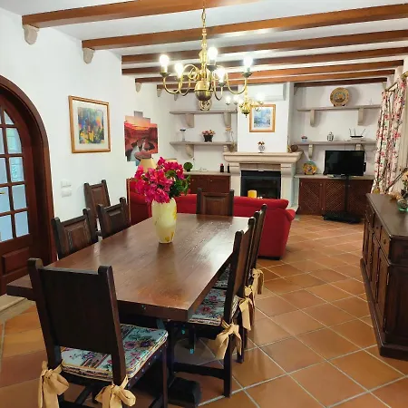 Buganvilias Villa